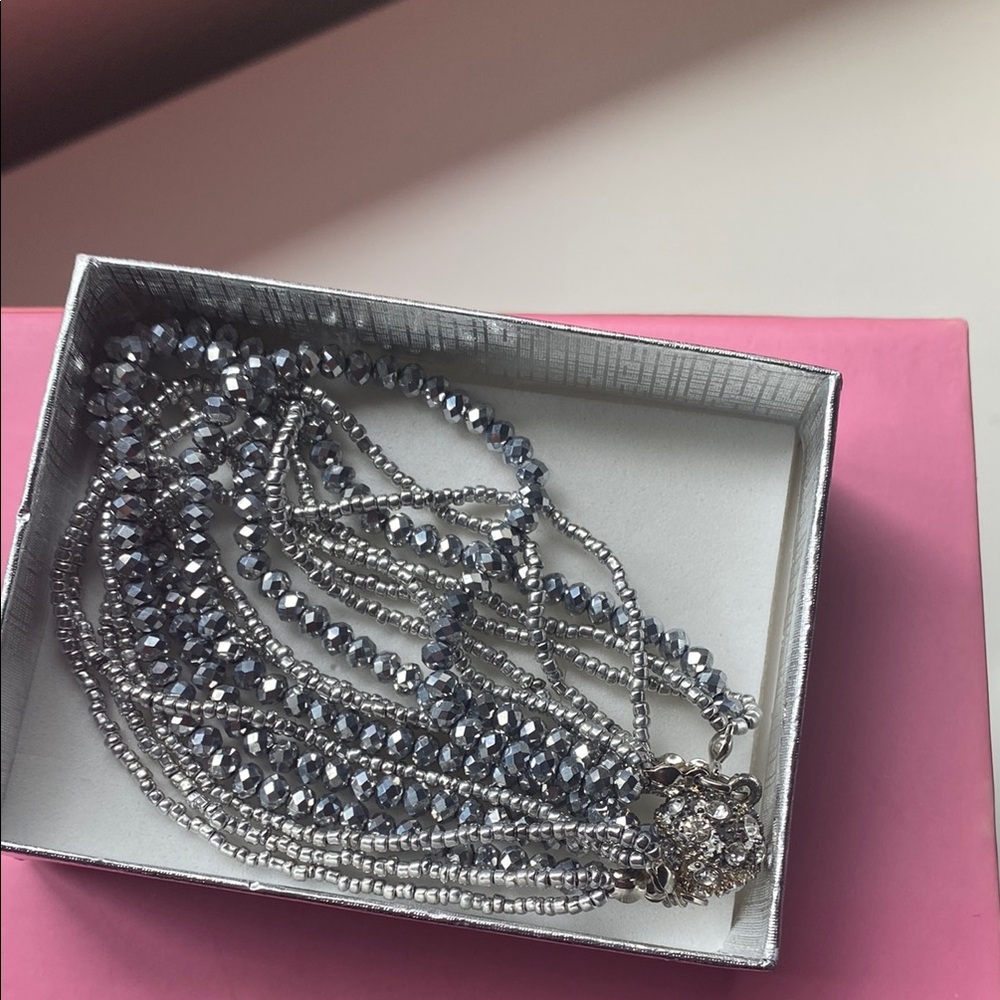 Chic. Silver/Gray. Sparkly. Multi-Strand Bracelet. Gorgeous. Like NEW. - Picture 8 of 12